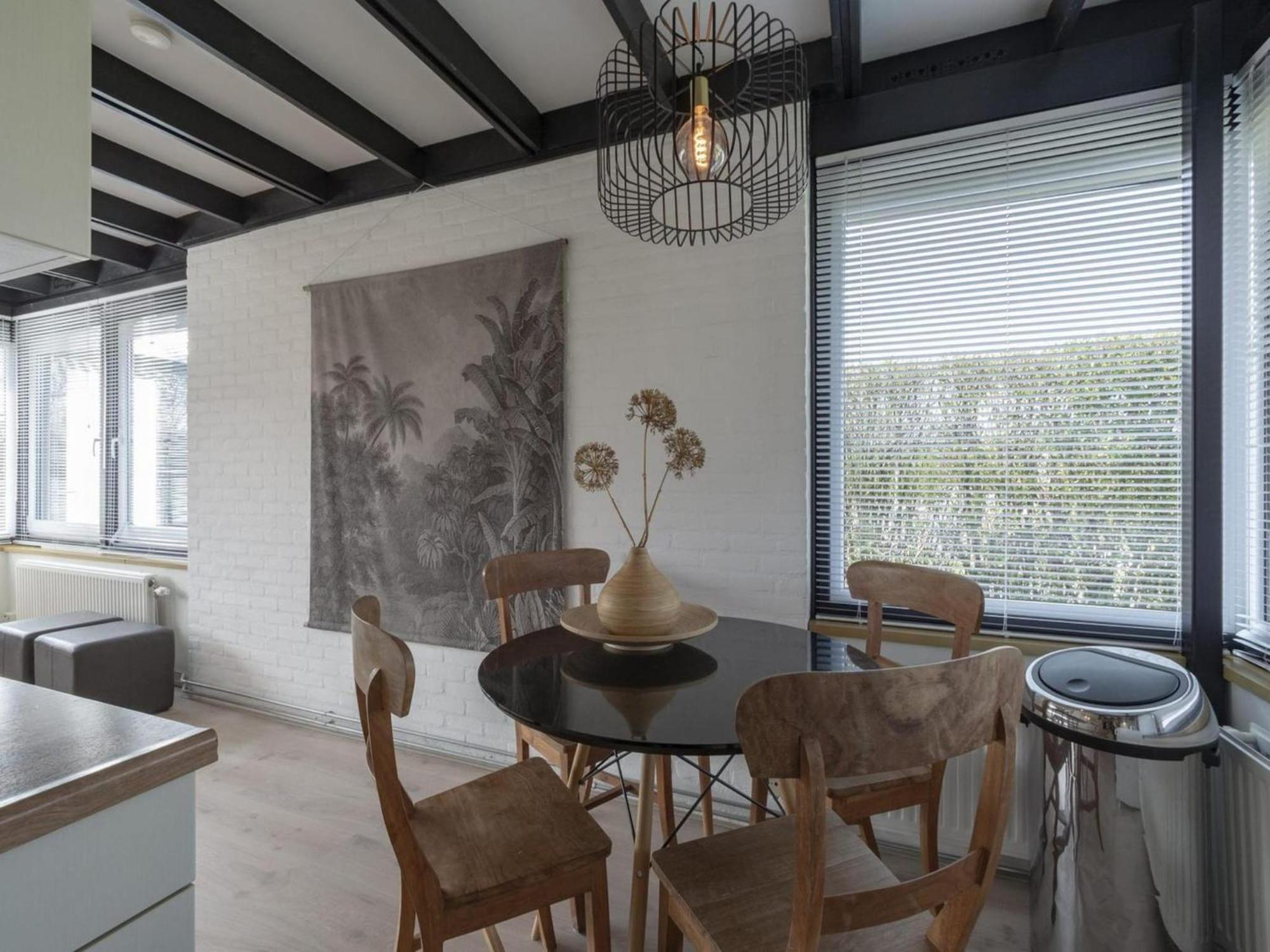 Attractive Bungalow With Modern Furnishings Sint Maartensvlotbrug Ngoại thất bức ảnh