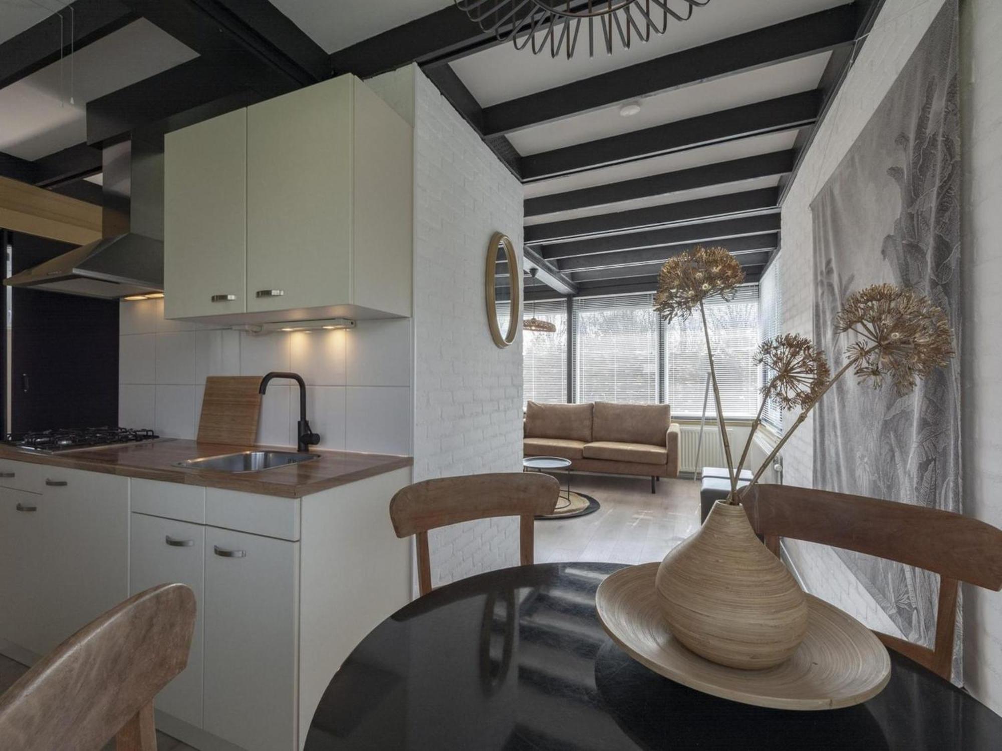 Attractive Bungalow With Modern Furnishings Sint Maartensvlotbrug Ngoại thất bức ảnh