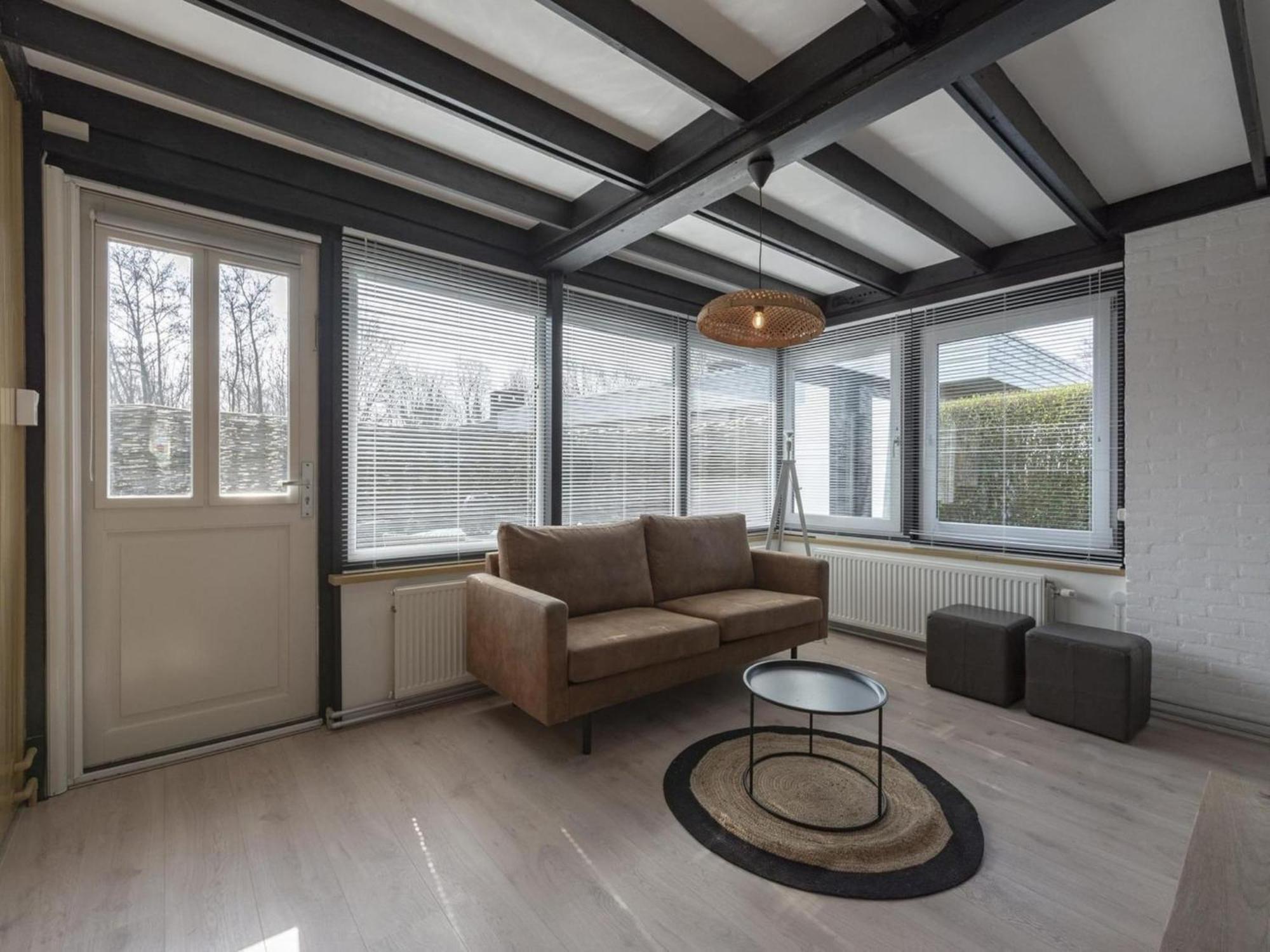 Attractive Bungalow With Modern Furnishings Sint Maartensvlotbrug Ngoại thất bức ảnh